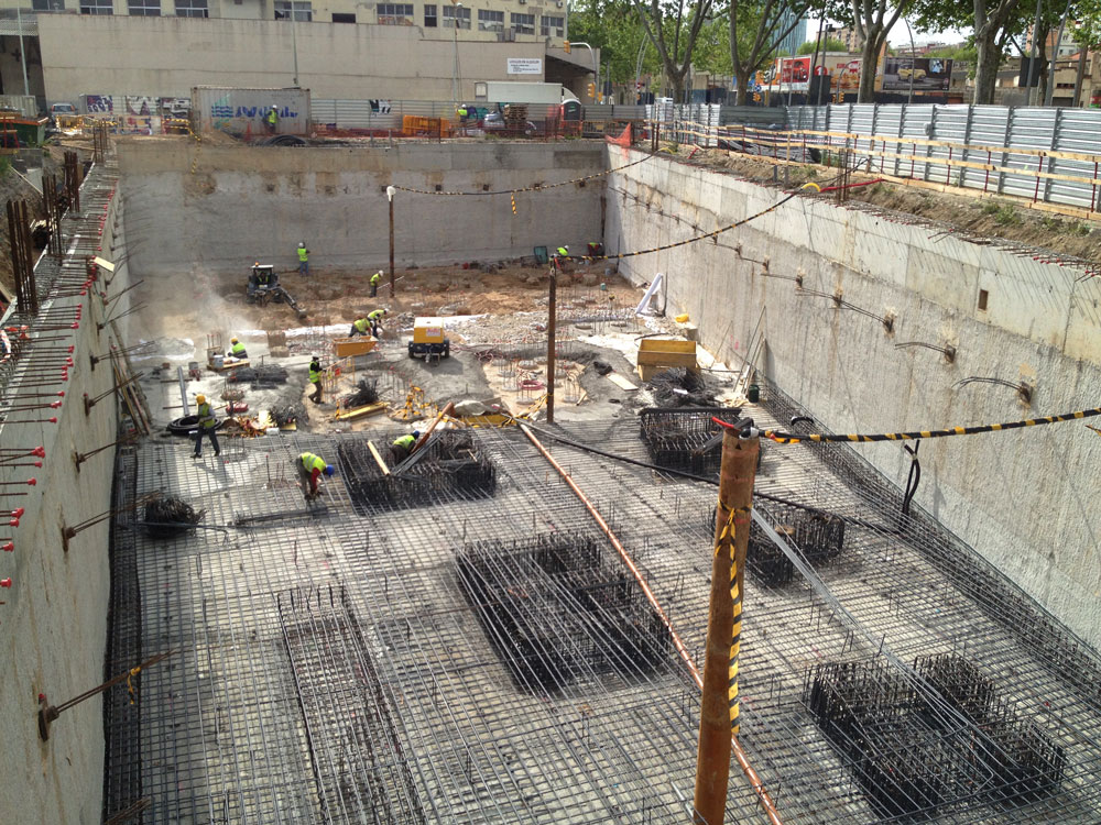 EMBA_JP_140415_13_WorkInProgress