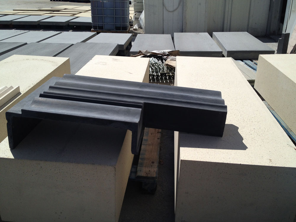 EMBA_JP_140429_11_WorkInProgress