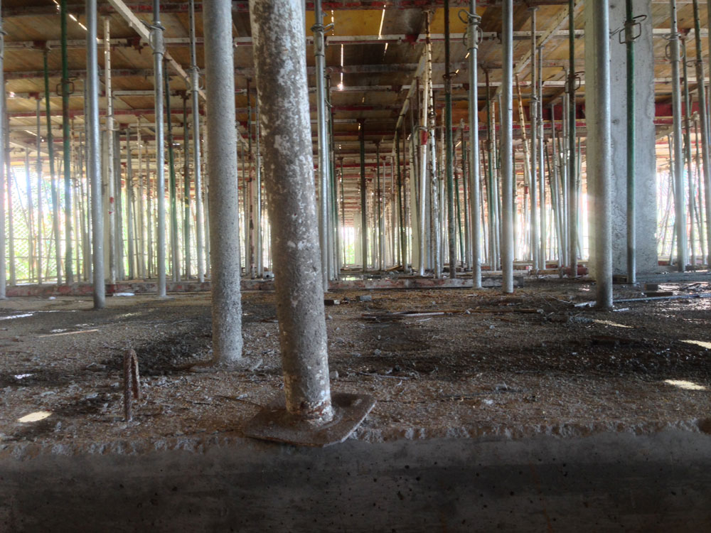 EMBA_JP_140711_19_WorkInProgress